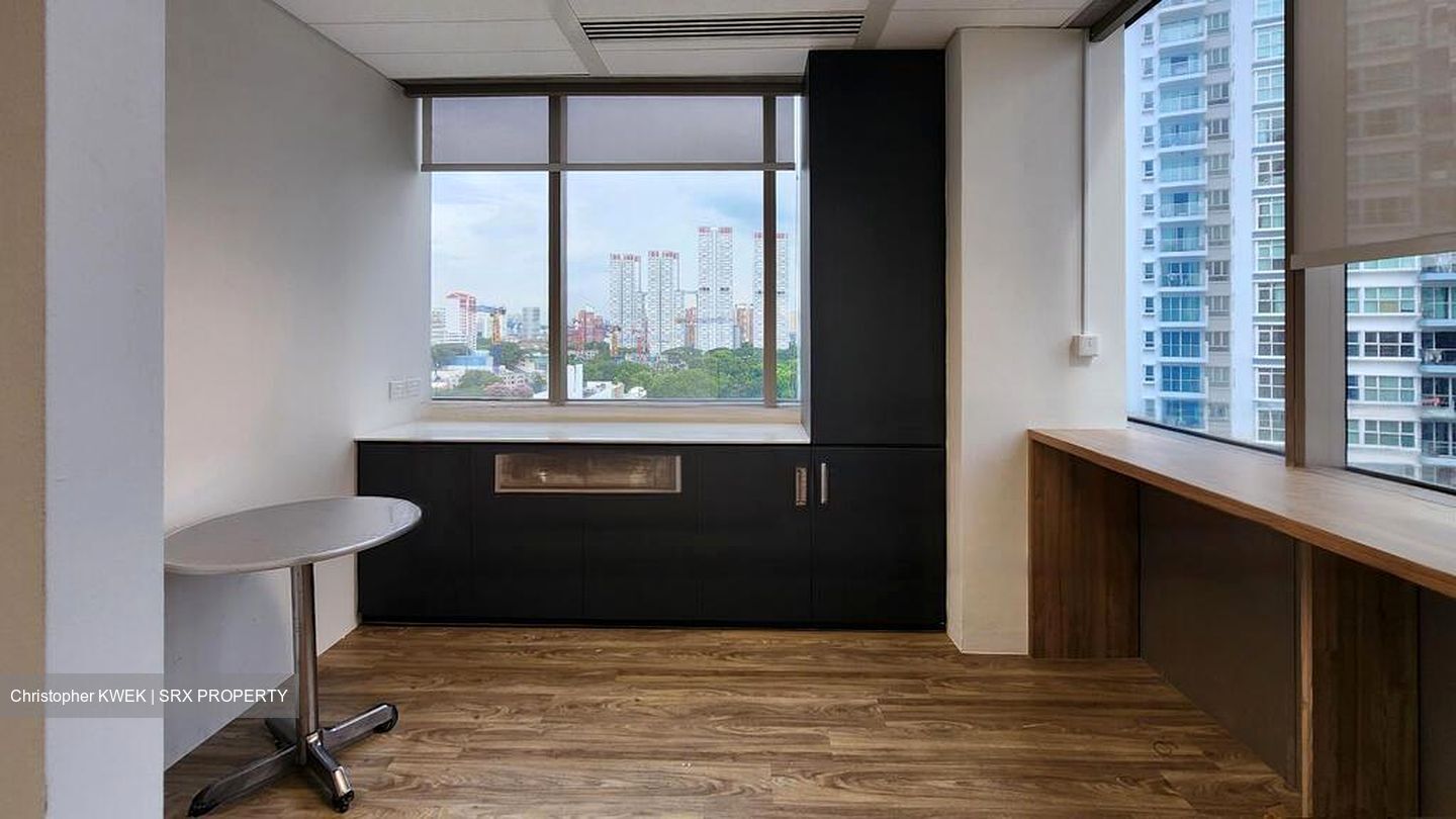 Central Plaza (D3), Office #469326131